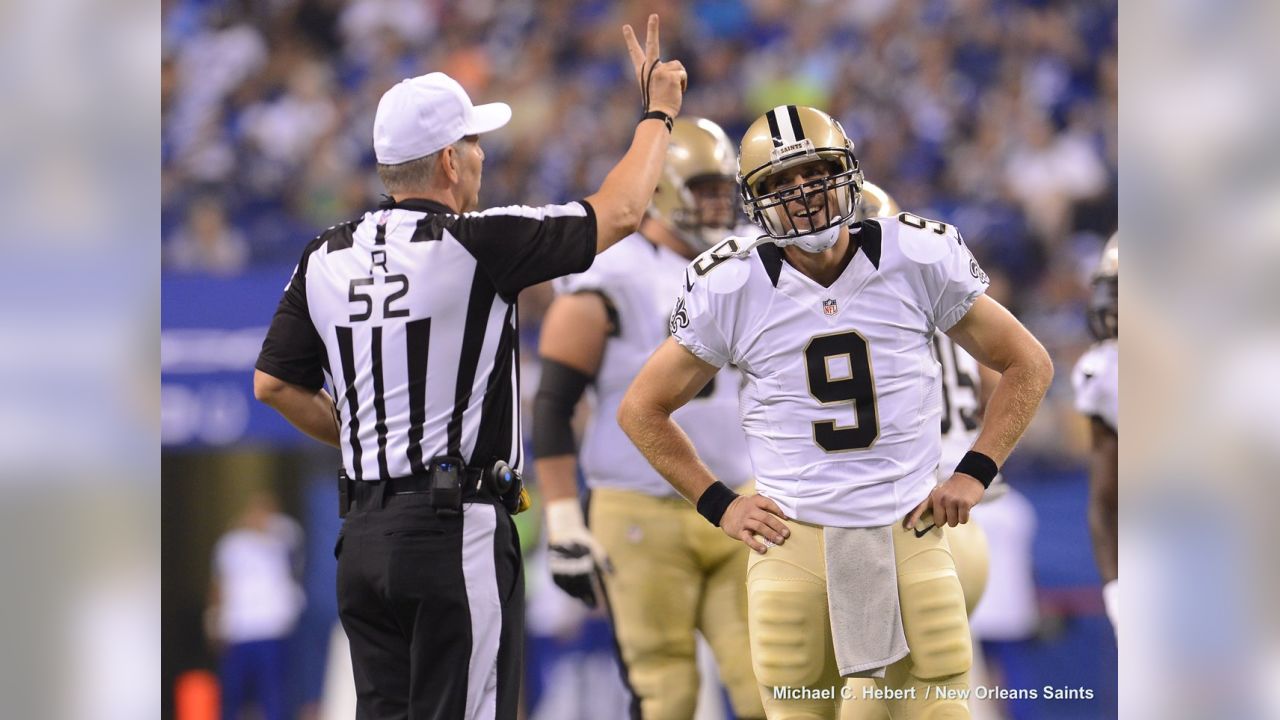 Drew Brees, Steve Gleason and their families catch up at Saints game