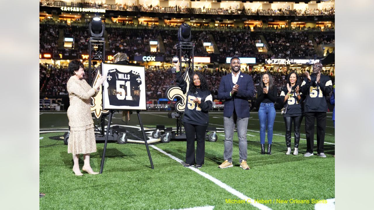 Sam Mills Enshrined Into The Pro Football Hall Of Fame Class Of 2022 –  Press Room - Montclair State University