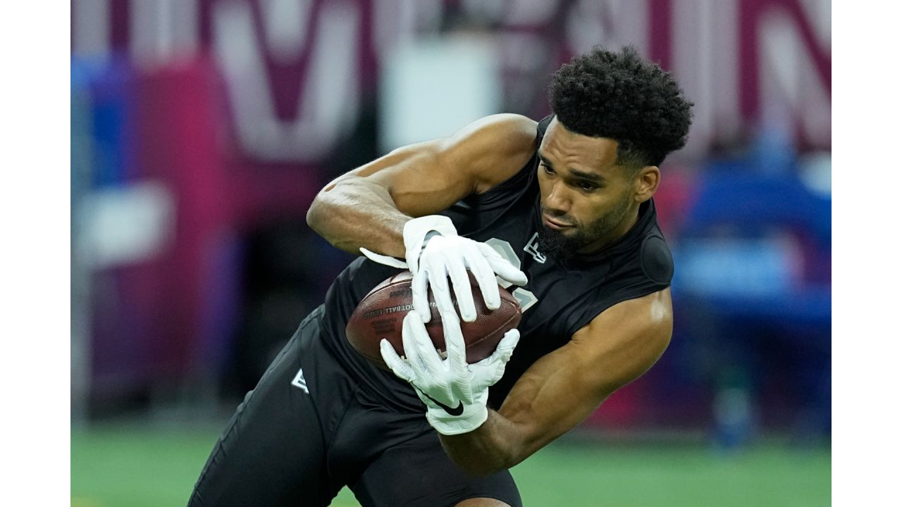 NFL Draft: New Orleans Saints select Chris Olave 11th Overall - Visit NFL  Draft on Sports Illustrated, the latest news coverage, with rankings for  NFL Draft prospects, College Football, Dynasty and Devy