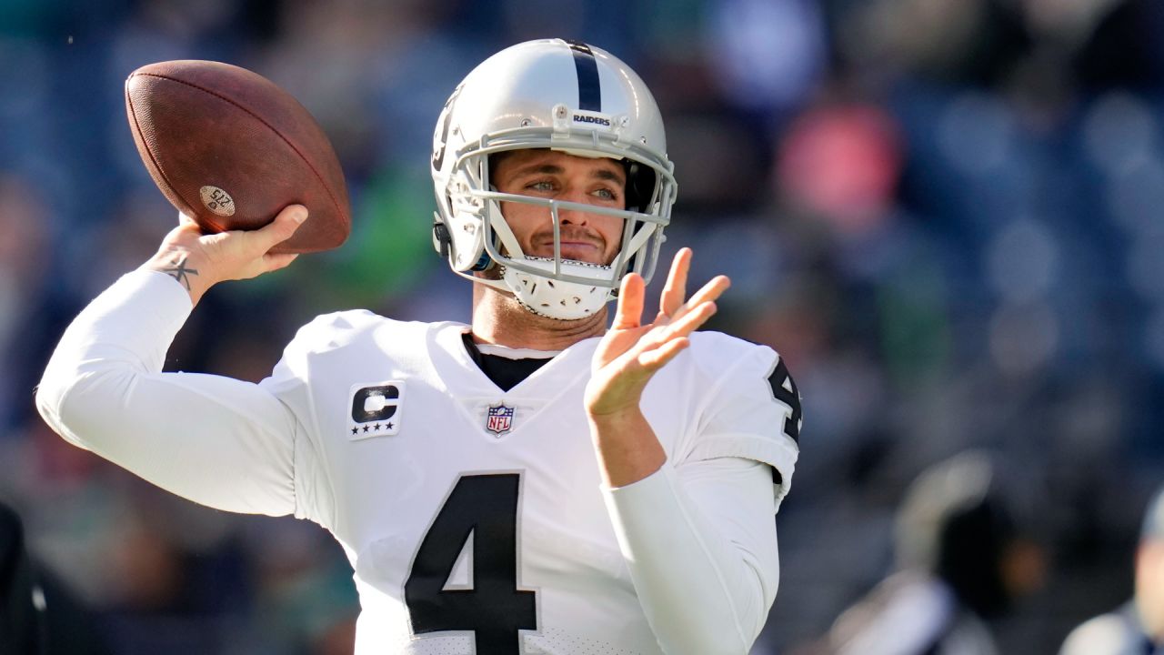 Derek Carr #4 Among the NFL's Elite Quarterbacks