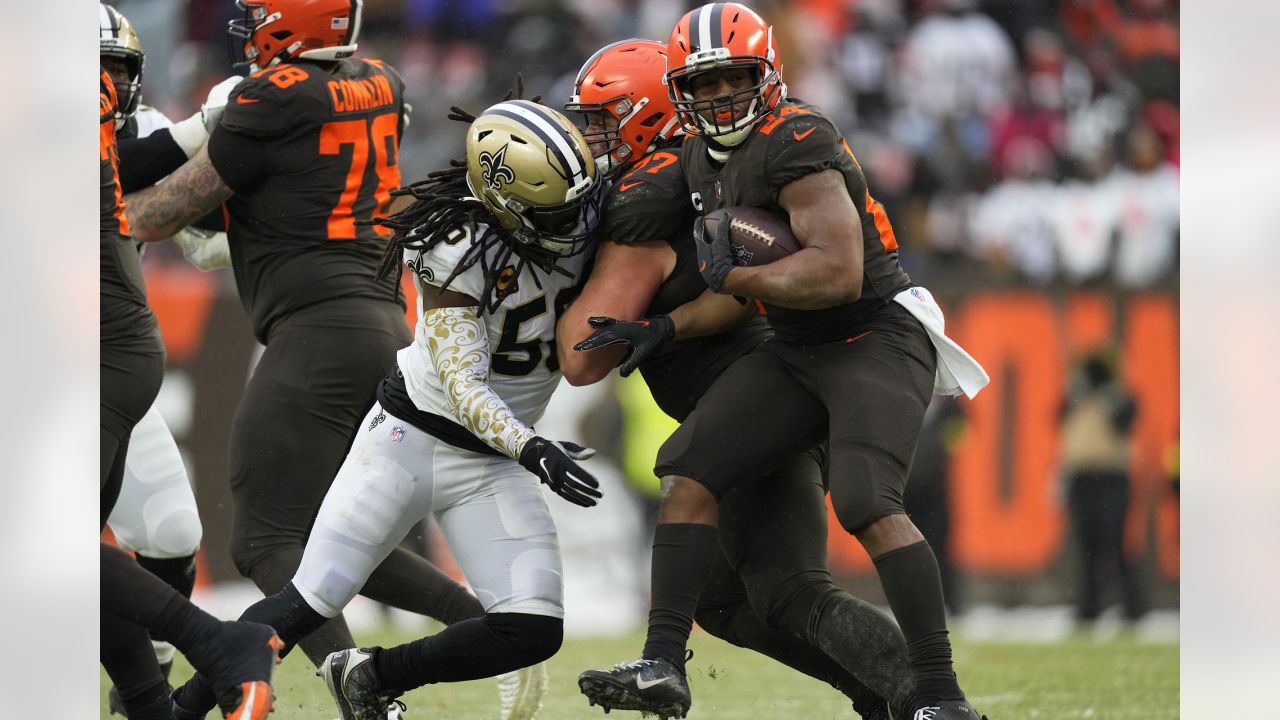 New Orleans Saints linebacker Demario Davis (56) during an NFL football  game against the Las Vegas Raiders, Sunday, Oct. 30, 2022, in New Orleans.  (AP Photo/Tyler Kaufman Stock Photo - Alamy