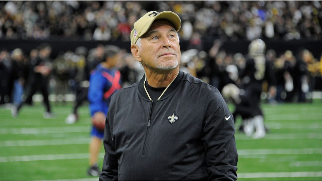 Longtime Saints Fan Jimmy Buffett Dies - Sports Illustrated New