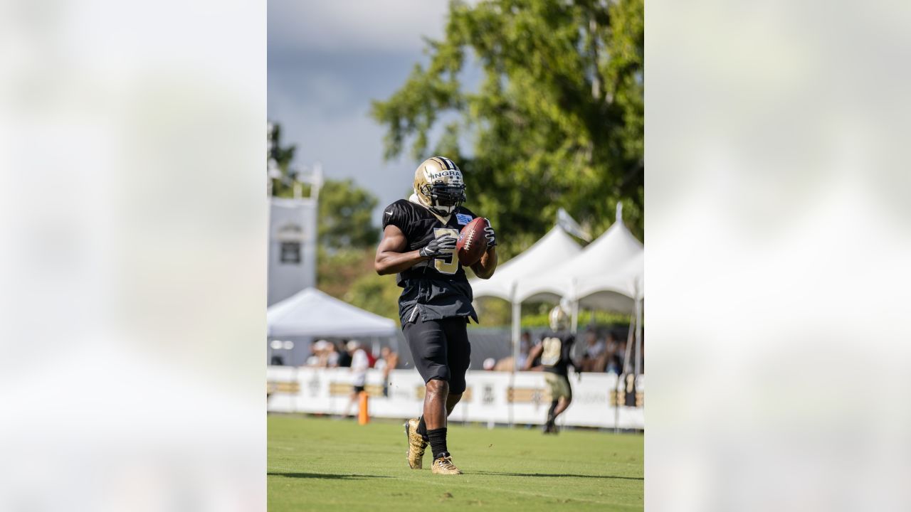 New Orleans Saints guard Lewis Kidd (66) runs through drills at the NFL  team's football training camp in Metairie, La., Wednesday, Aug. 2, 2023.  (AP Photo/Gerald Herbert Stock Photo - Alamy