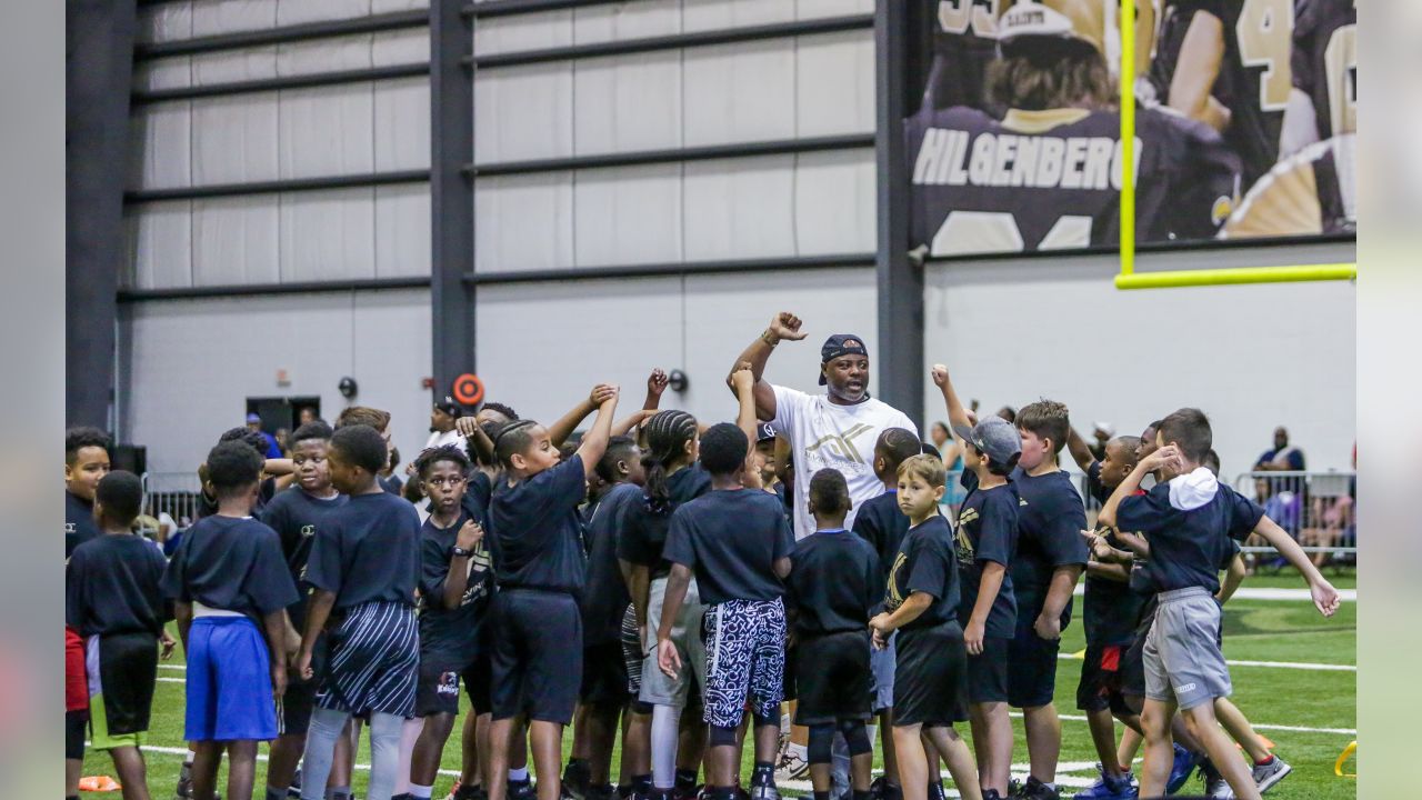 Alvin Kamara hosts second annual youth football camp