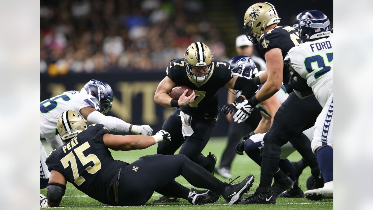 Photos: Game Action  Saints vs Seahawks Week 5 2022