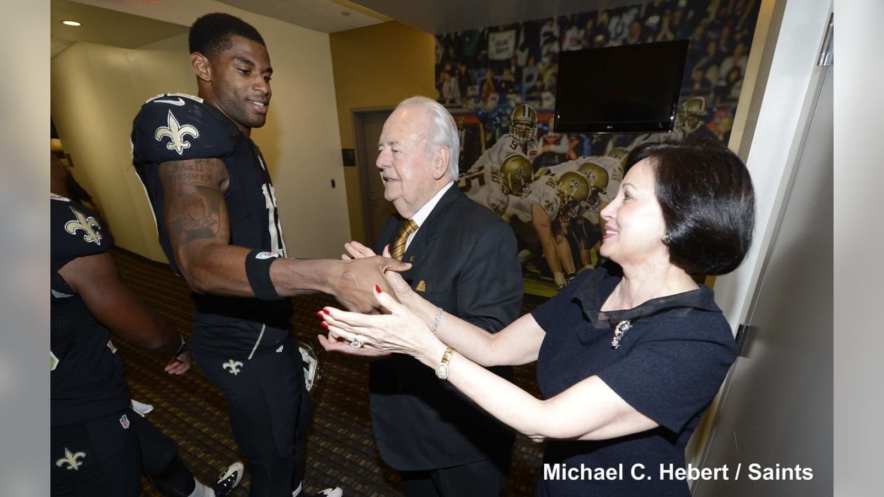 ATH: Colston Inducted Into Saints Hall Of Fame - Hofstra