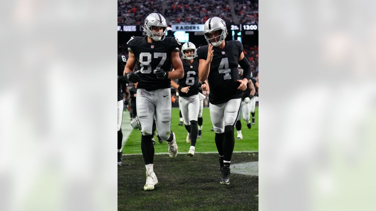 Raiders tight end Foster Moreau (87) moves into position prior to a play  during the second quar …