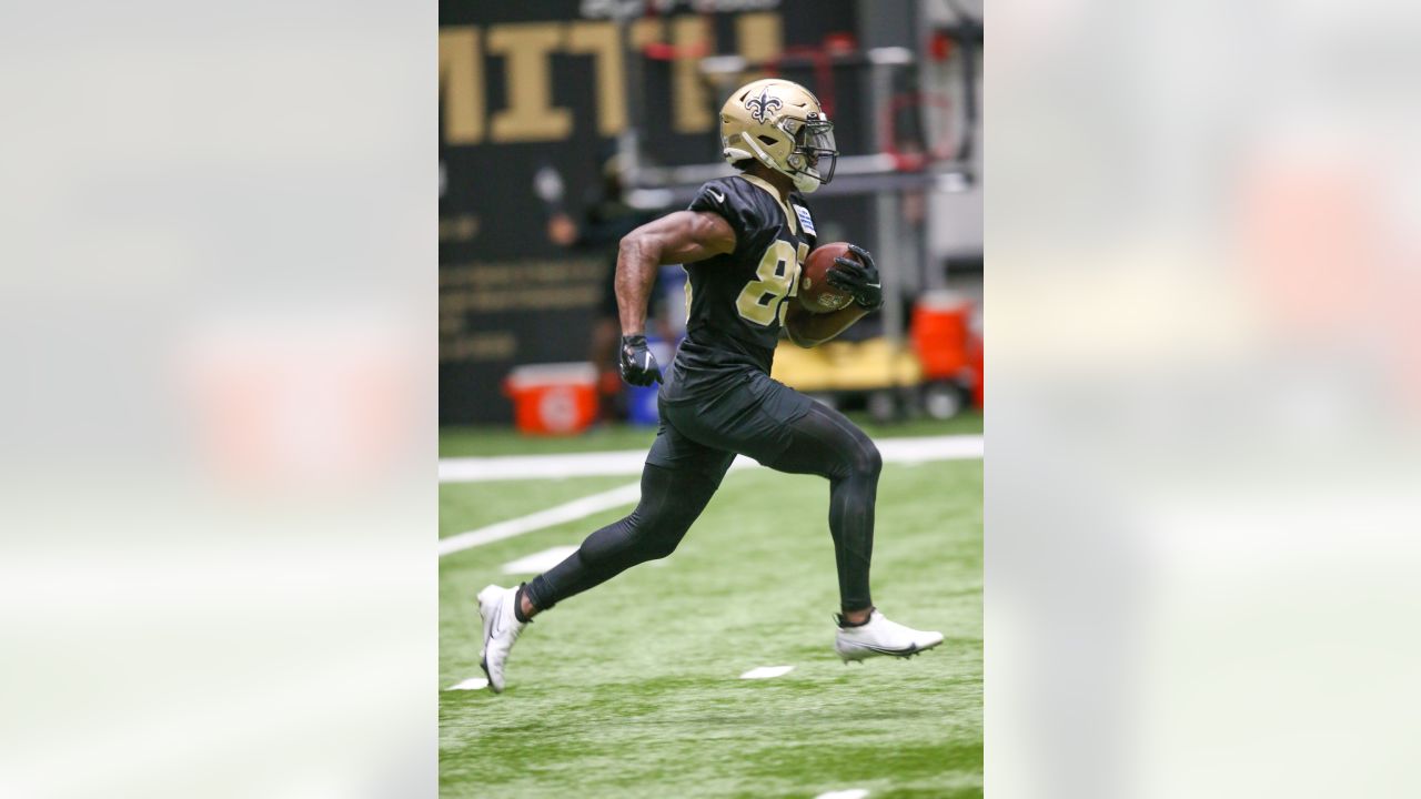 Jameis Winston Efficient as Saints Defeat Chargers 27-10 - Sports  Illustrated New Orleans Saints News, Analysis and More