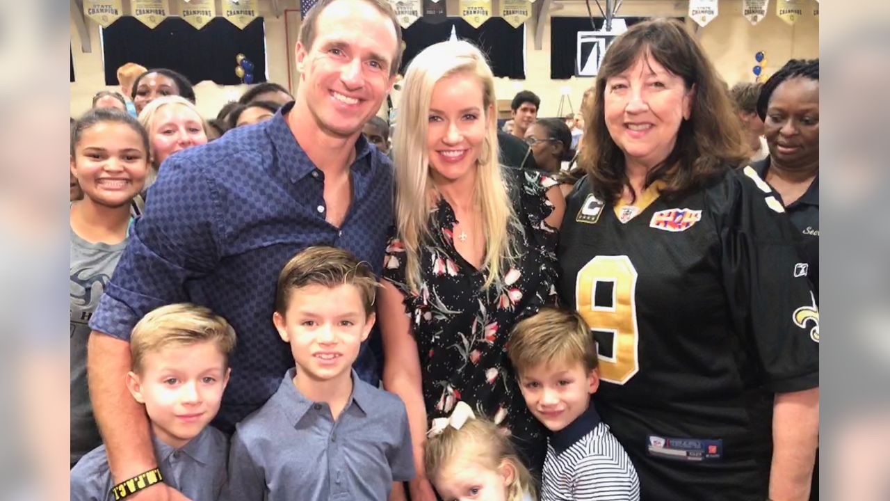 Drew Brees celebrates 40th birthday in the club like a 40-year-old man in  the club, This is the Loop