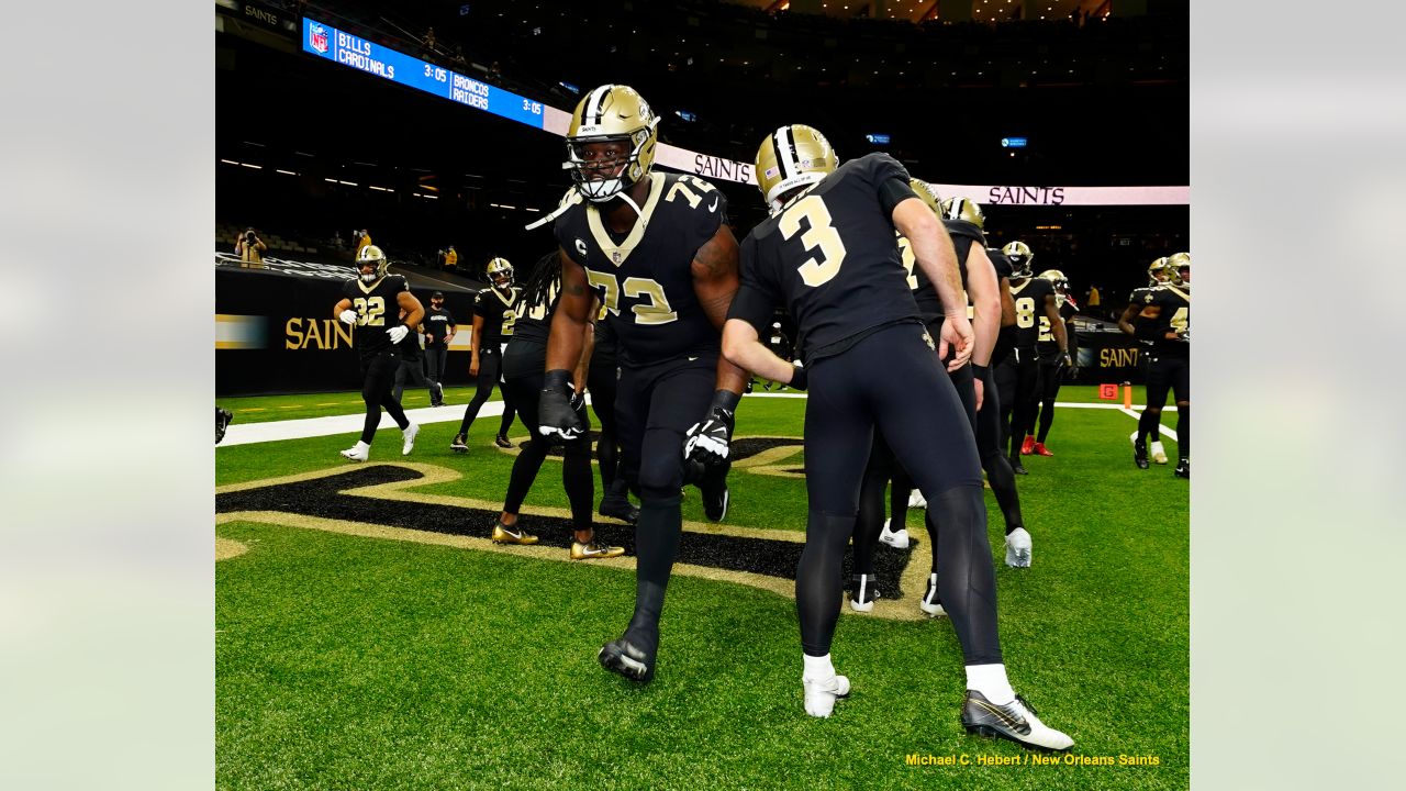 Terron Armstead limps off, Saints trail by 10 - NBC Sports