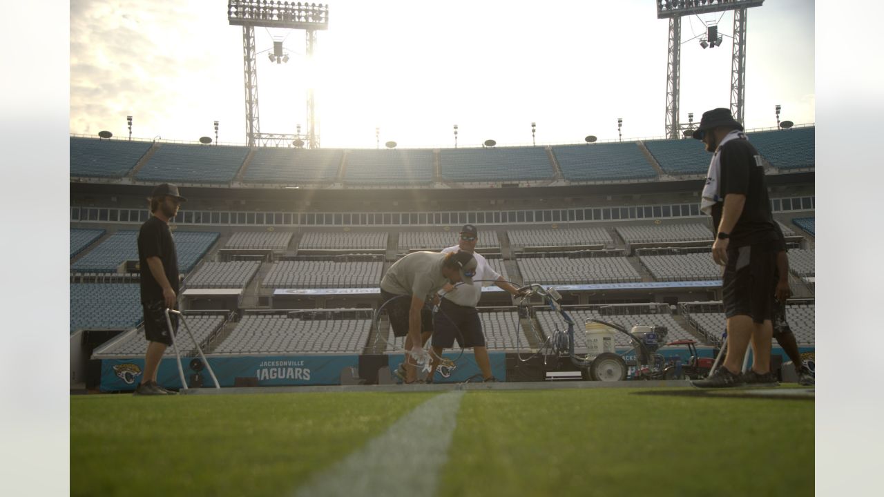 Jacksonville, TIAA Bank Field open doors to New Orleans Saints -  Jacksonville Business Journal