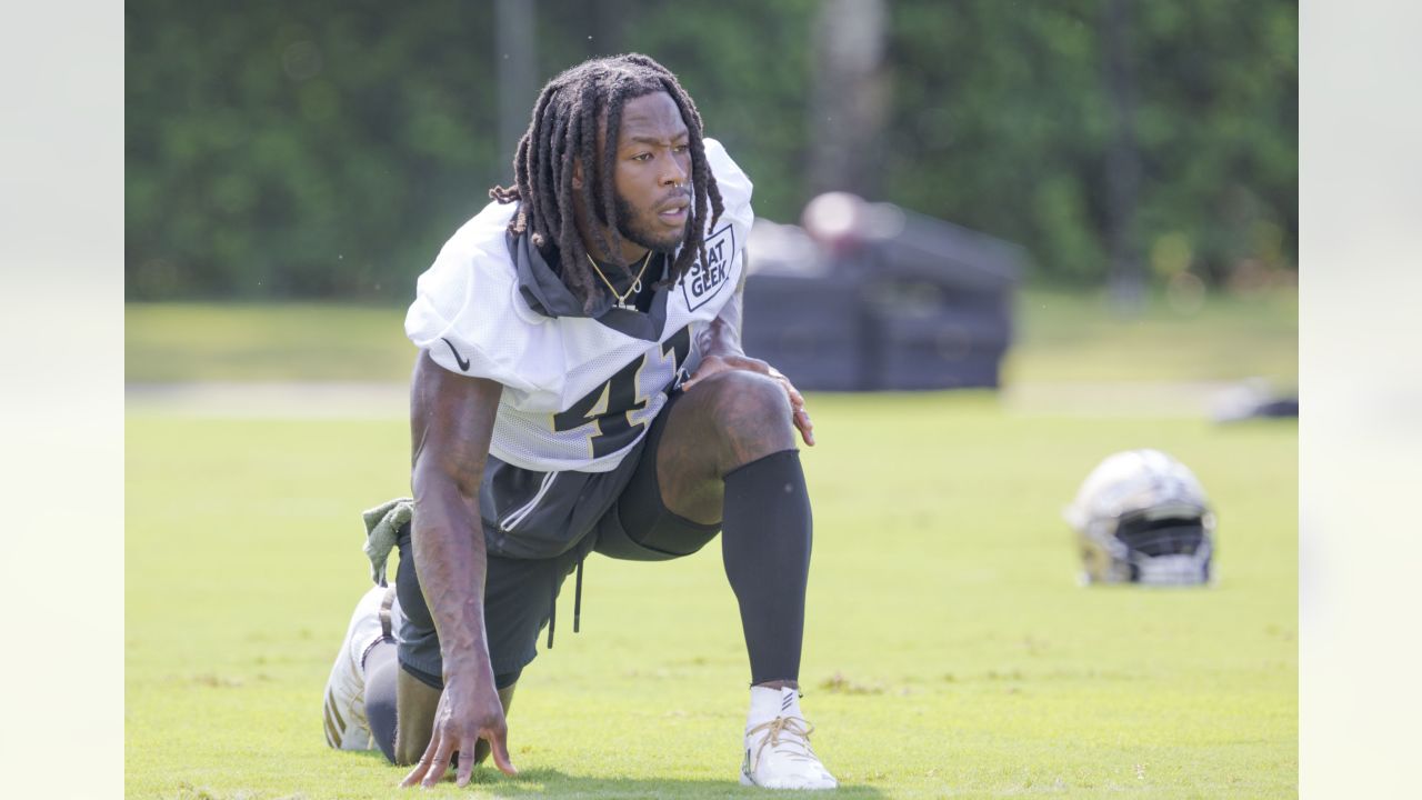 Marquez Callaway wears college No. 1 jersey at Saints pictures day