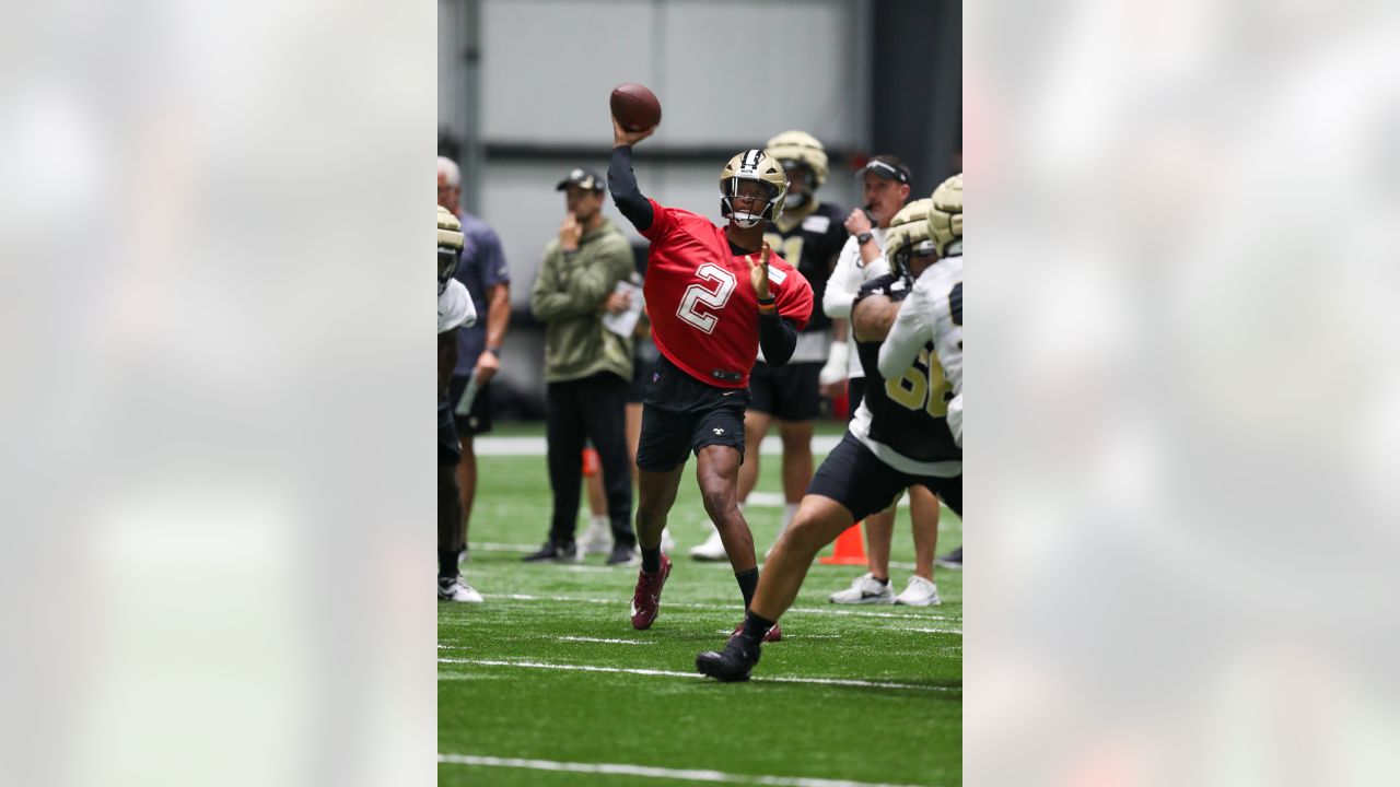 Houston Texans quarterback E.J. Perry (3) drops back to pass in the second  half of an NFL preseason football game against the New Orleans Saints in  New Orleans, Sunday, Aug. 27, 2023. (