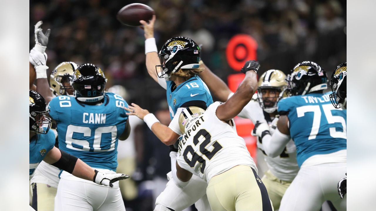 Defensive end Marcus Davenport  New Orleans Saints 2022 season recap