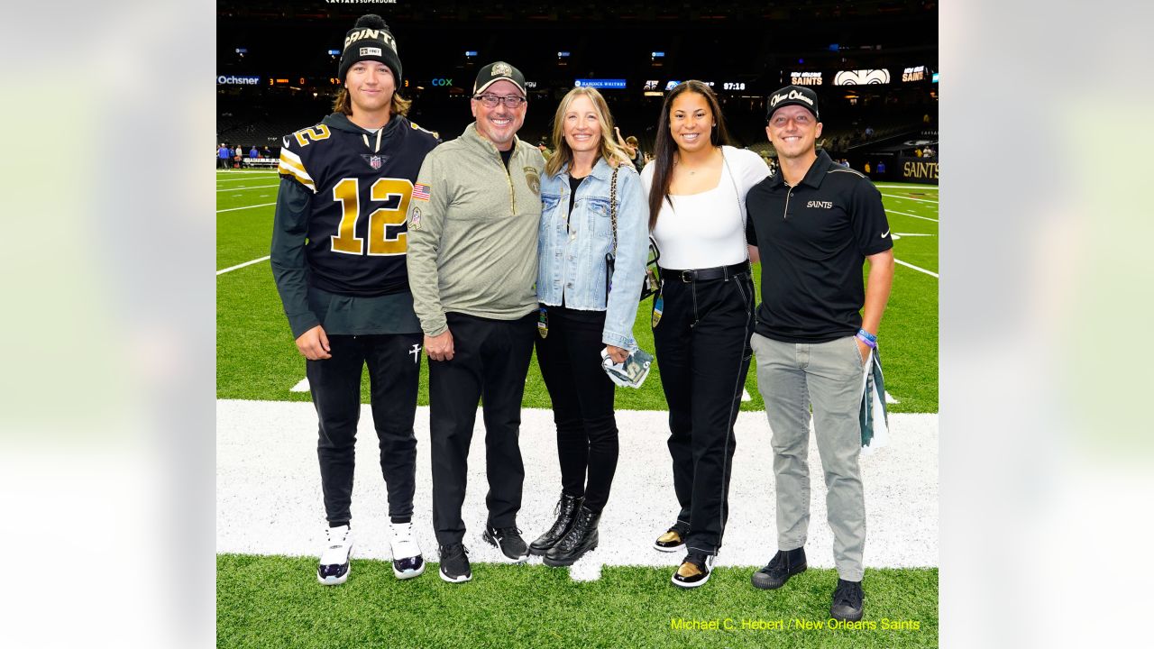 Photos: Saints Sideline Guests and Fans