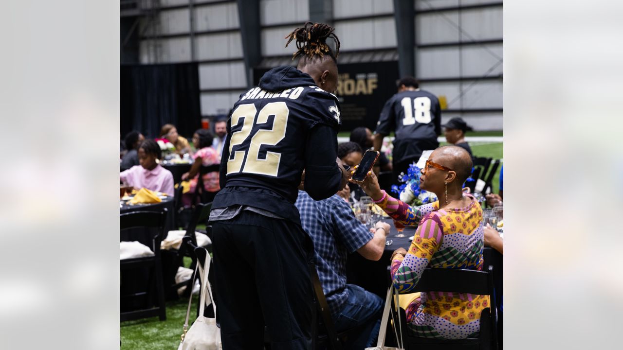 Photos: Saints players visit Ochsner patients in November