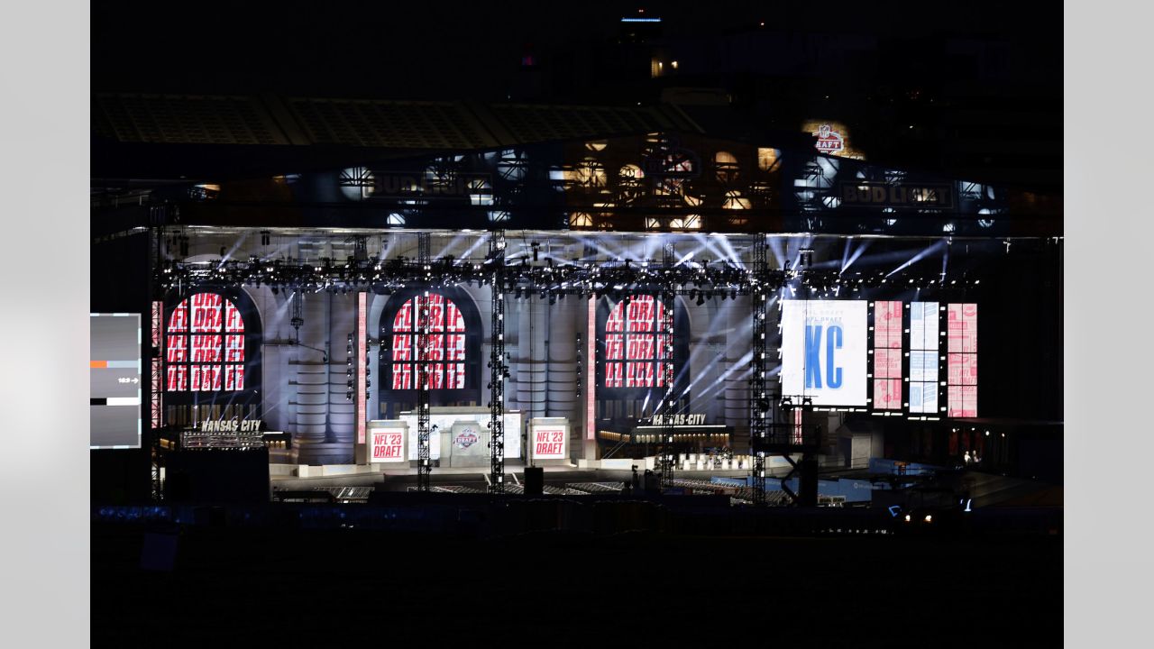 Biggest NFL Draft stage ever comes to Kansas City