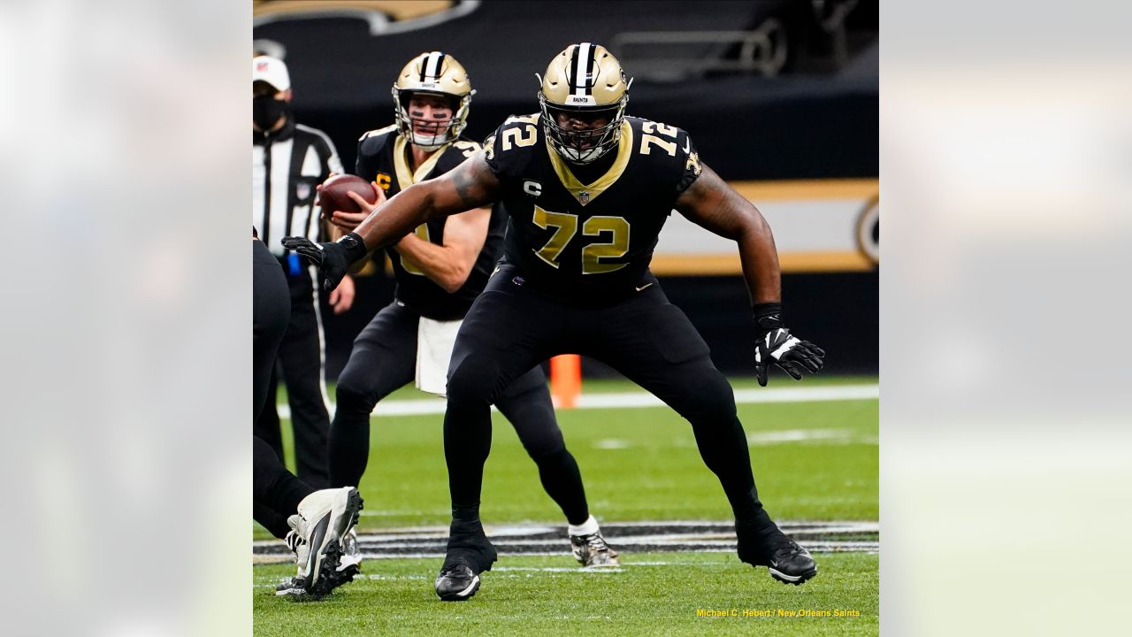 Terron Armstead limps off, Saints trail by 10 - NBC Sports