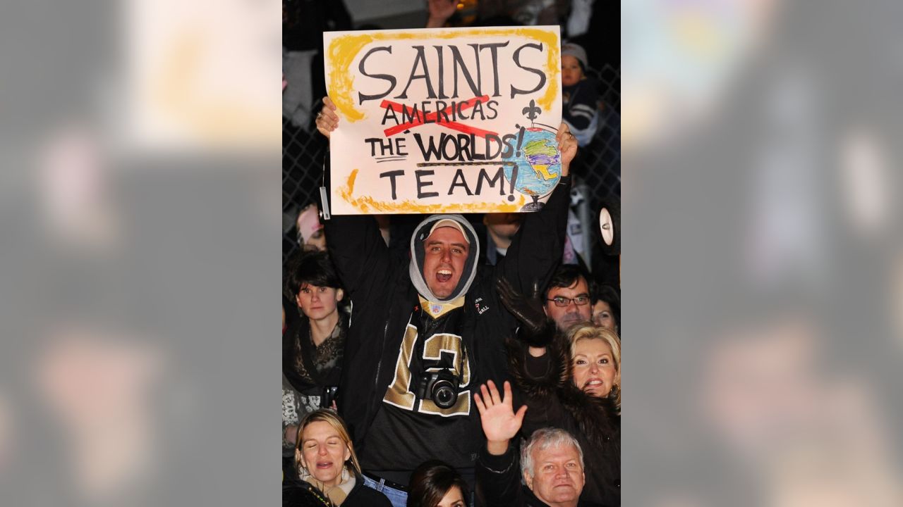 Photos of the New Orleans Saints Superbowl Parade — Yoga with Pashupa