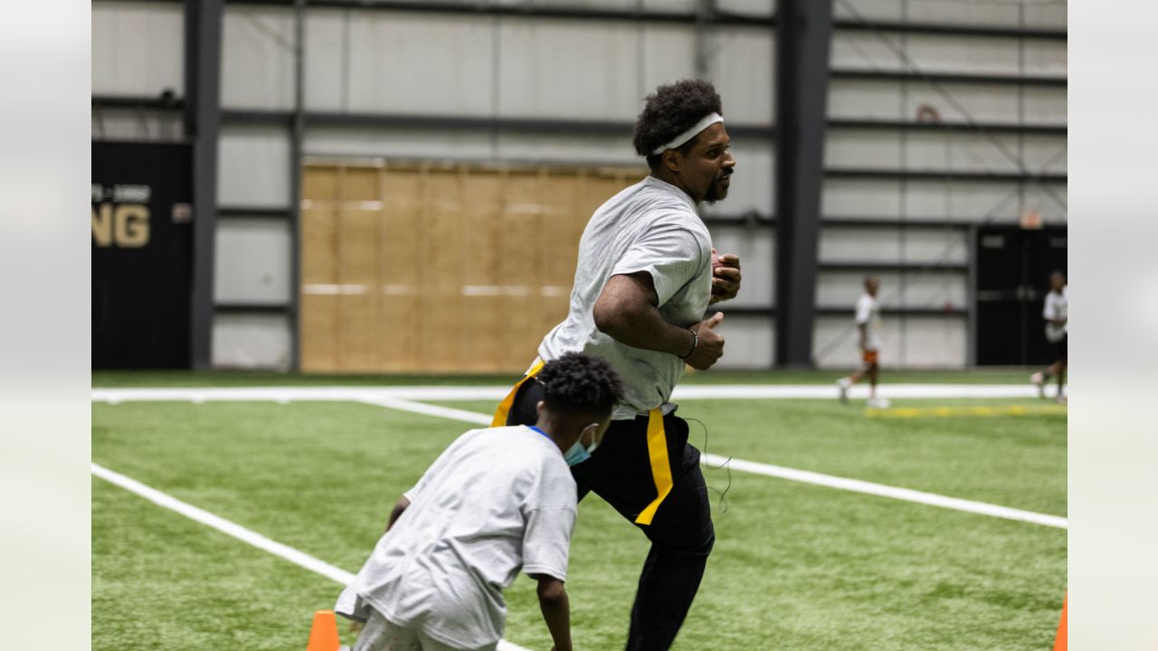 Cam Jordan talks training camp, community at youth football camp in Harahan