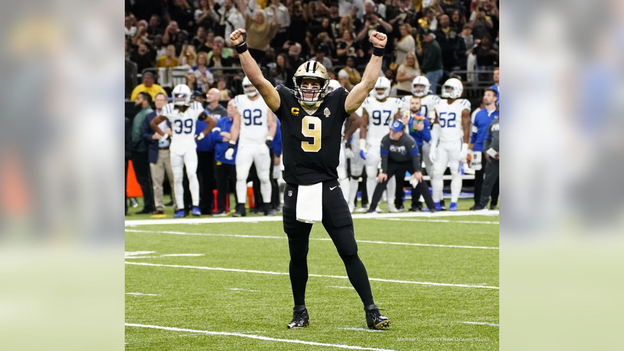 Career TD record? Single-game completion percentage record? Drew Brees has  amazing night as Saints rout Colts