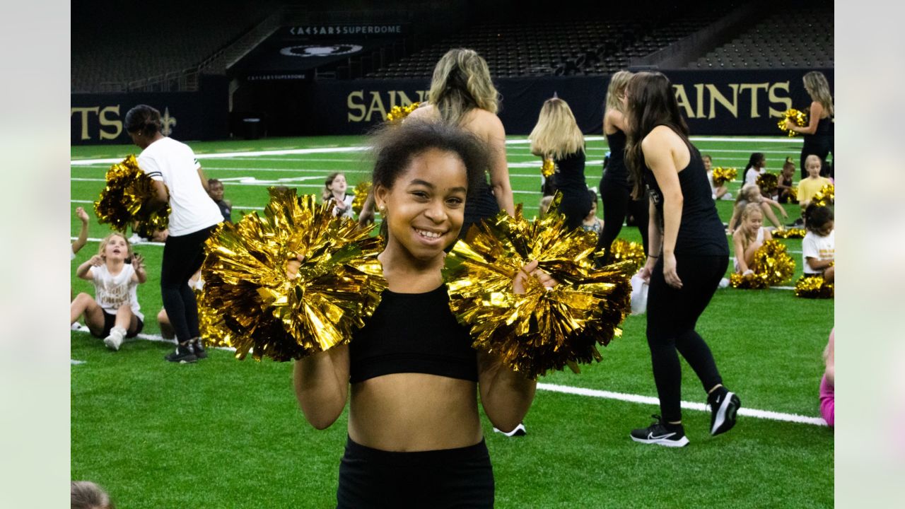 New Orleans Pelicans young core cheer Saints at Super Dome