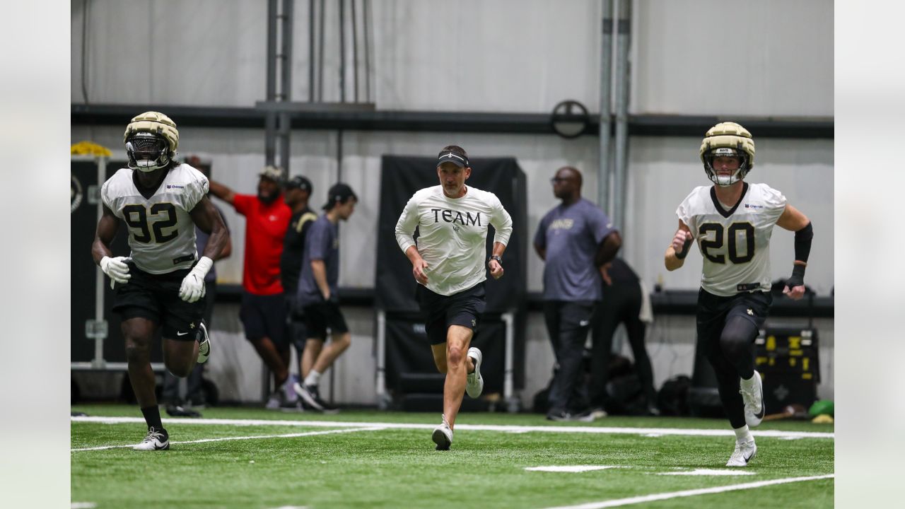 Houston Texans quarterback E.J. Perry (3) drops back to pass in the second  half of an NFL preseason football game against the New Orleans Saints in  New Orleans, Sunday, Aug. 27, 2023. (