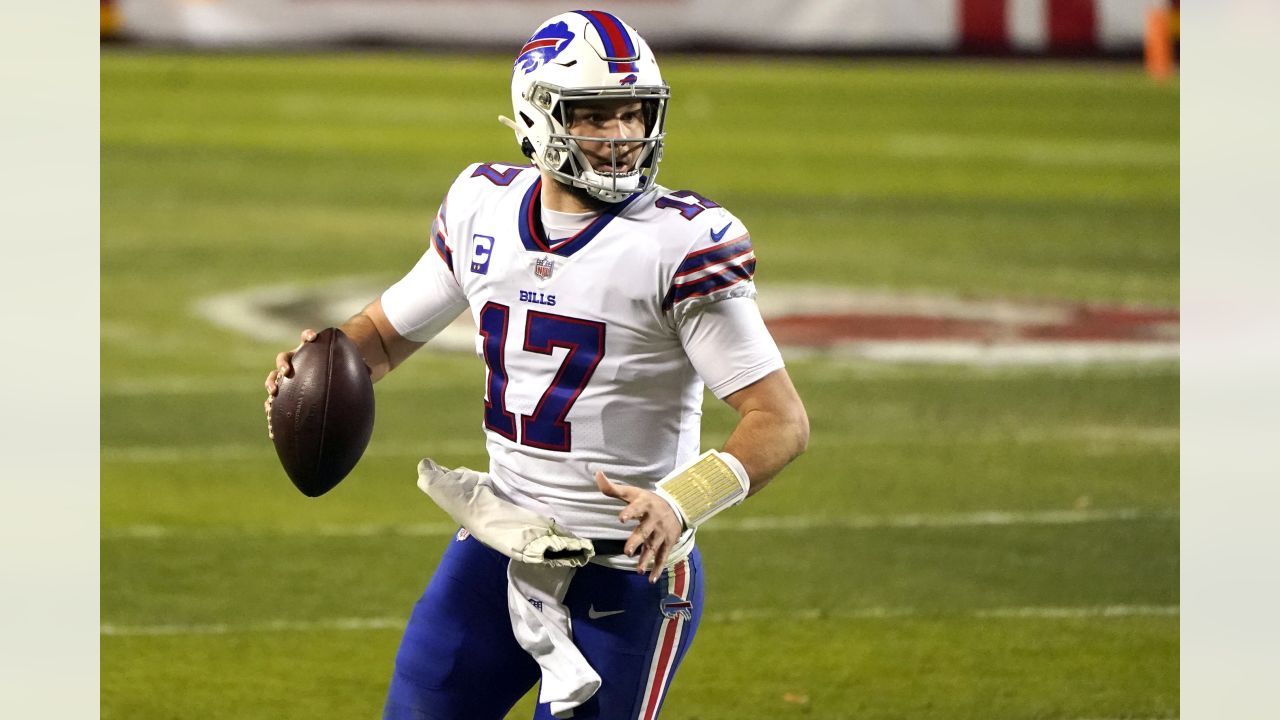 Josh Allen wears signed Ryan Fitzpatrick jersey for Bills' prime-time game  vs. Patriots - CBS Boston