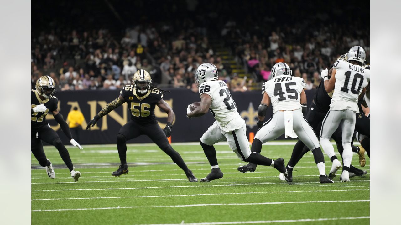 New Orleans Saints linebacker Demario Davis (56) during an NFL football  game against the Las Vegas Raiders, Sunday, Oct. 30, 2022, in New Orleans.  (AP Photo/Tyler Kaufman Stock Photo - Alamy