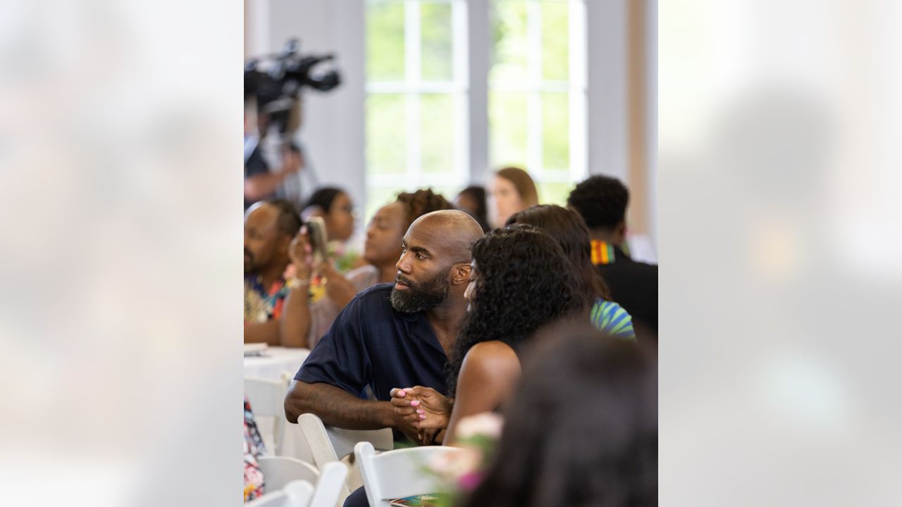 Saints' Malcolm Jenkins buys lunch for poll workers in Philadelphia