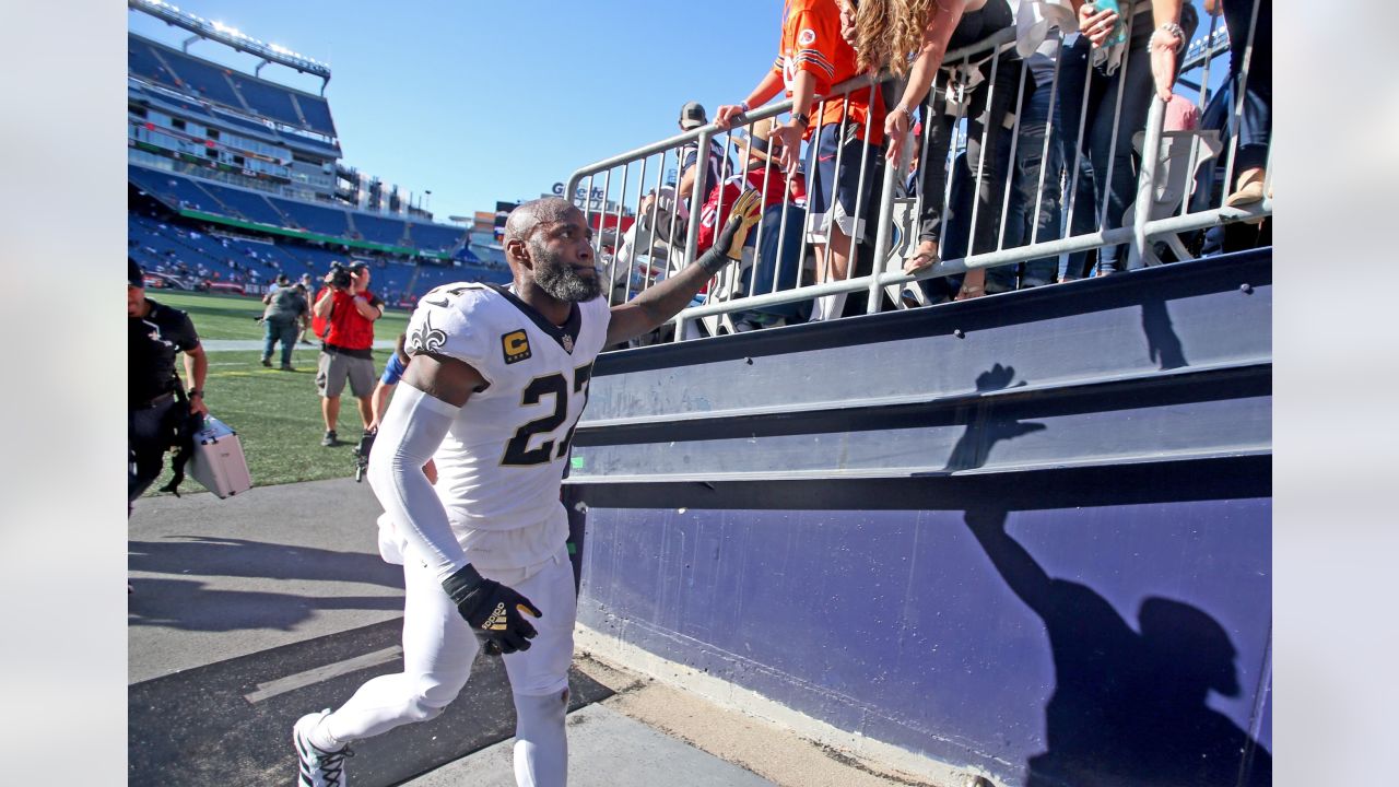 Saints lineman John Jenkins gives back in hometown of Meriden