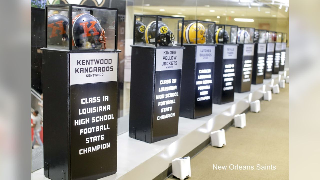 Saints Pay Tribute to Louisiana High School Football Programs