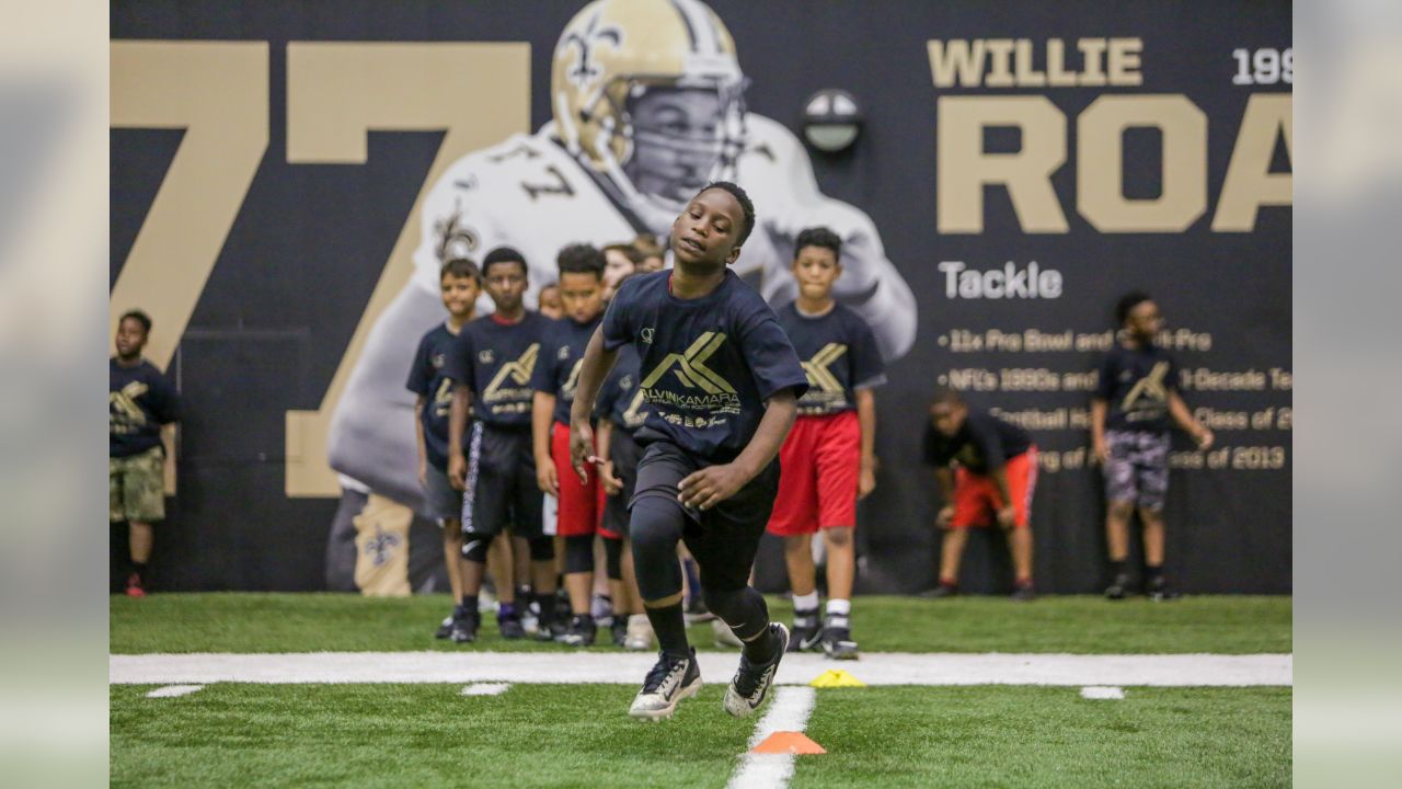 Alvin Kamara hosts second annual youth football camp