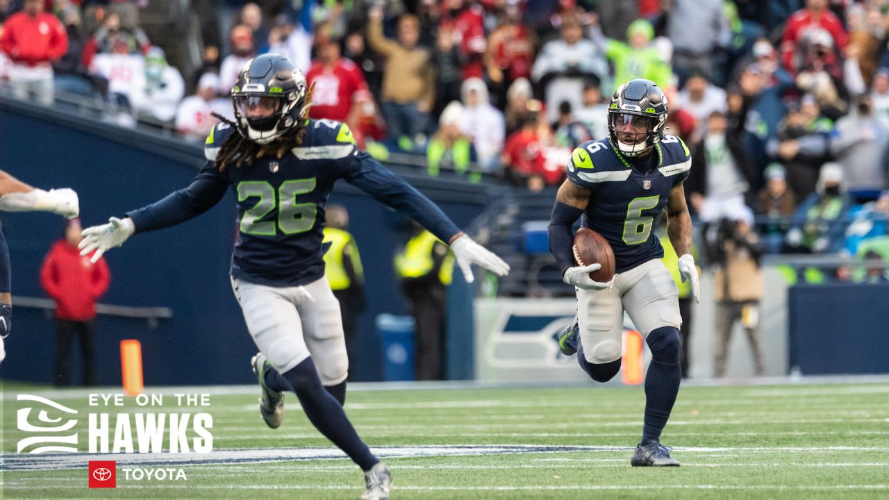 He's dangerous': Travis Homer does it all on special teams to spark  Seahawks' upset of 49ers