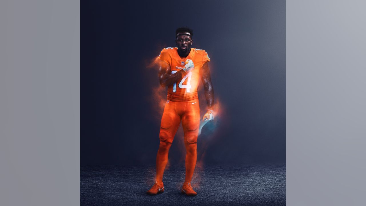 NFL Color Rush - ACEGFXS  Chicago bears pictures, Color rush