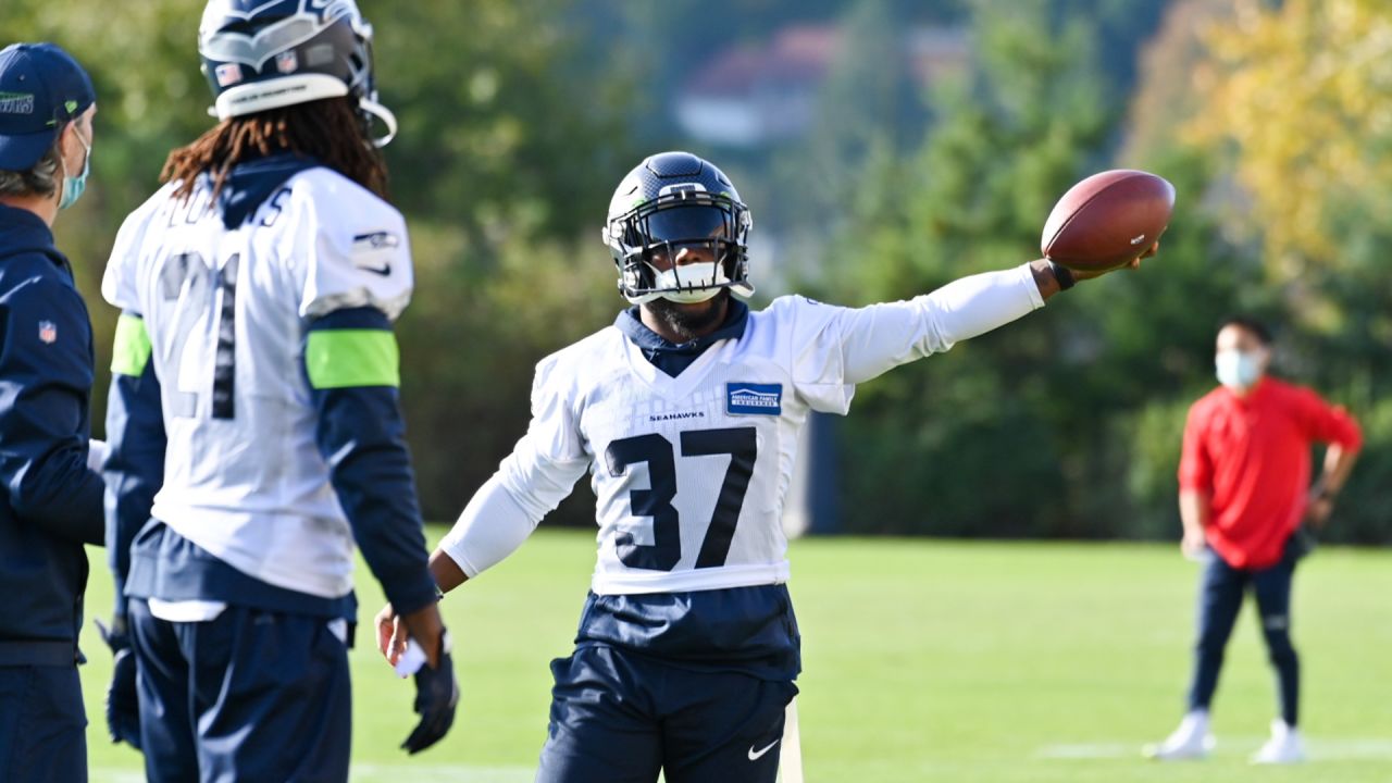 After Frustrating Start, Seahawks LB Jordyn Brooks Starting To