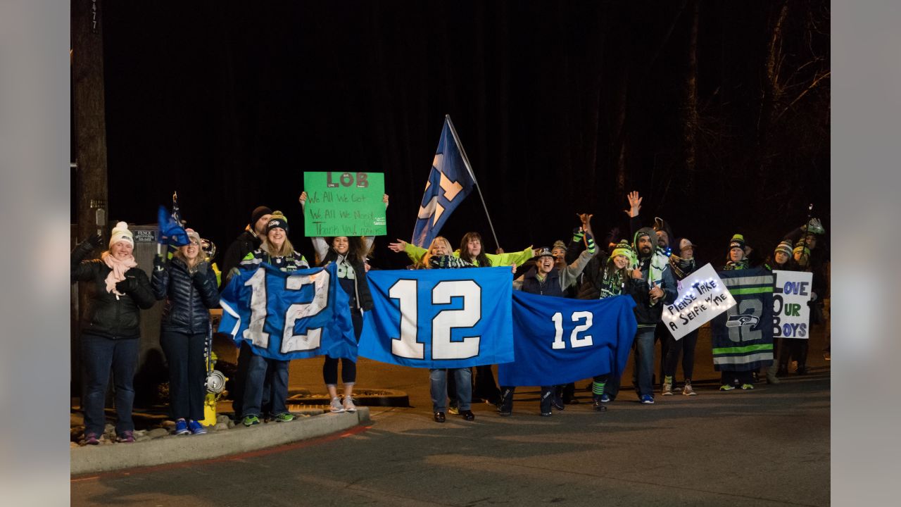 Charitybuzz: Ultimate Seattle Seahawks Package for 4: Pre-Game 12 Flag  Raising Experience, 4 Club Level Tickets and Post-Game Mid-Field Photo on  December 15 or 24 at CenturyLink Field