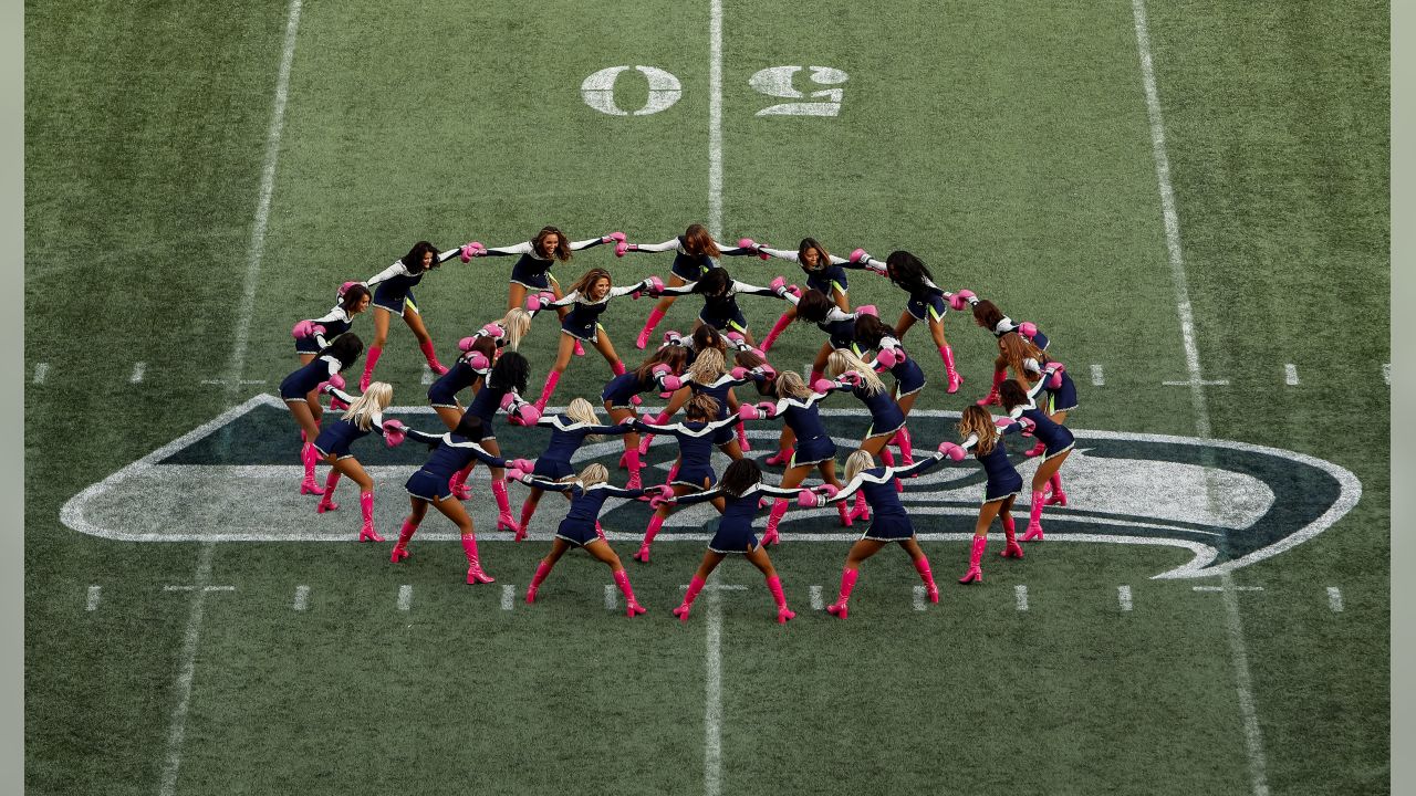 Atlanta Falcons on X: Check out our 2016 Breast Cancer Awareness