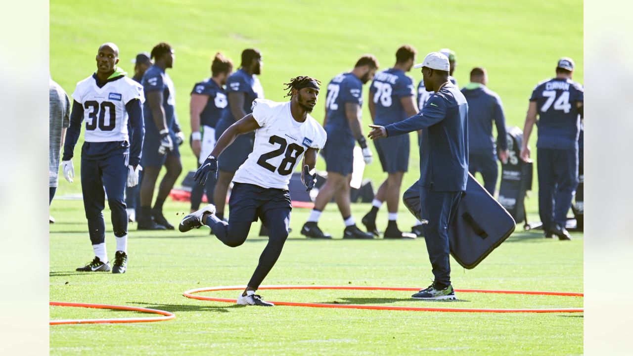 Freaking phenomenal' - DB Tariq Woolen is Seahawks' best since Richard  Sherman - ESPN