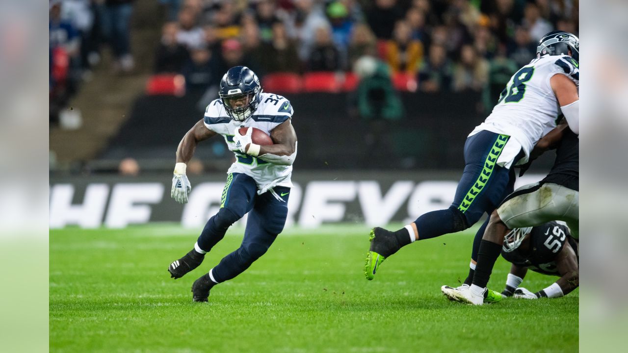 It felt like we were at CenturyLink': Seahawks feel right at home in London  laugher over Raiders