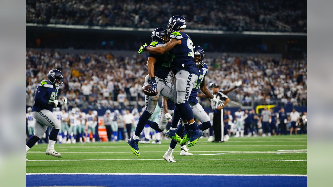 Cowboys vs. Seahawks final score, takeaways: Dallas rides Ezekiel Elliott  to wild playoff win over Seattle 