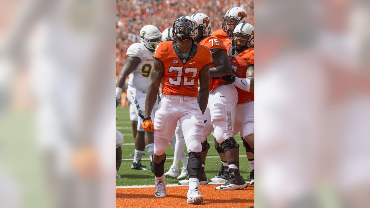 Seahawks close out draft with Oklahoma State RB Chris Carson - Seattle  Sports