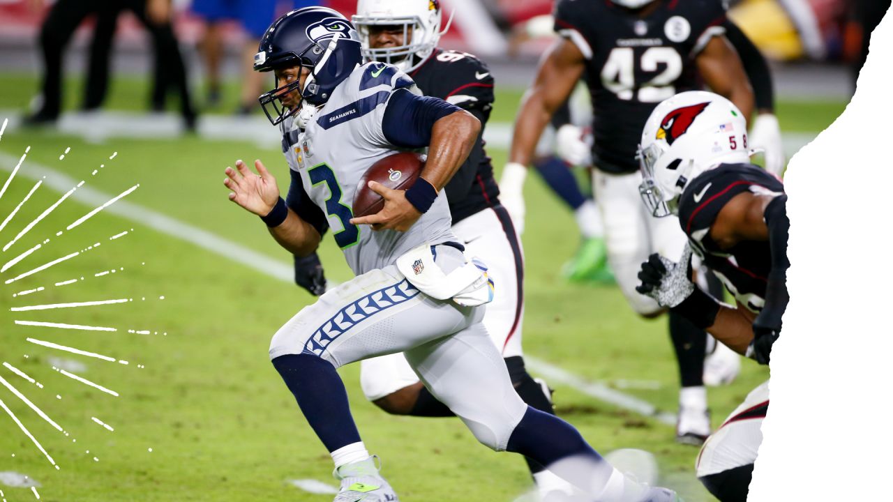 October 16, 2022: Seattle Seahawks wide receiver Tyler Lockett (16) during  a game between the Arizona Cardinals and Seattle Seahawks at Lumen Field in  Seattle, WA. The Seahawks won 19-9. Sean Brown/CSM/Sipa