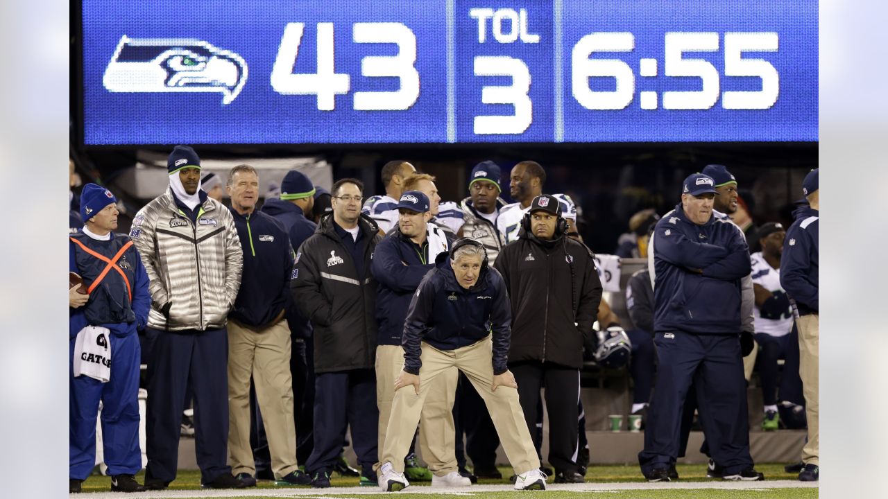 Marshawn Lynch flips bird at fan as Seahawks prepare to face Chiefs in  Kansas City – New York Daily News