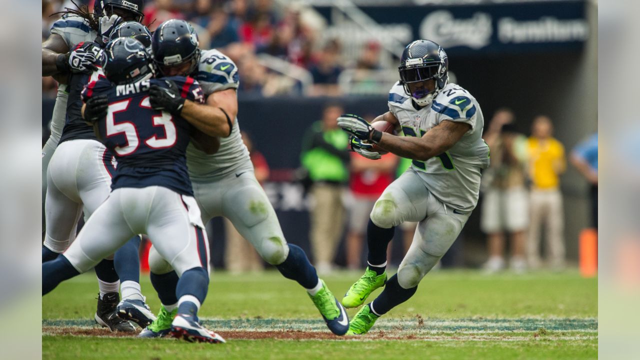 The Best 15 Plays of Marshawn Lynch's Seahawks Career