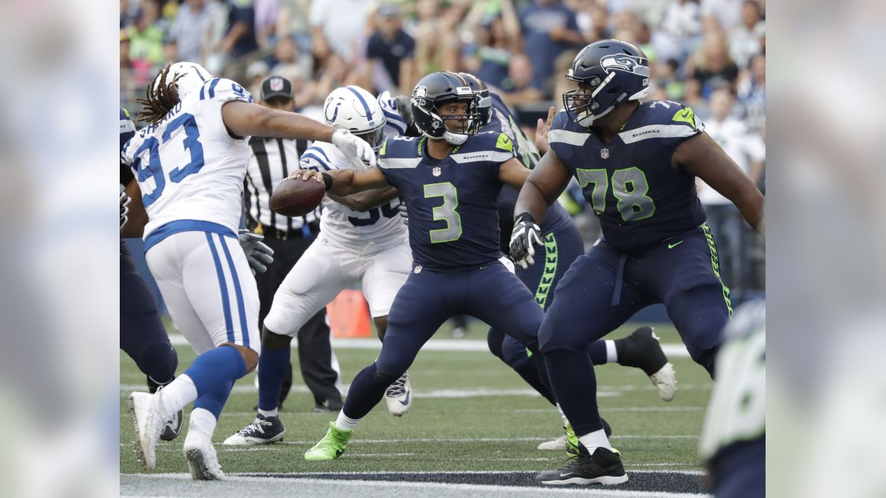 Amid Weighty Expectations, Seahawks Write Season-Opening