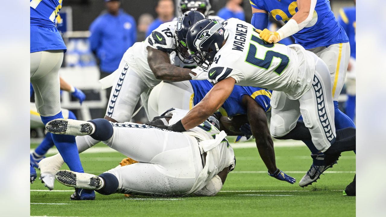 StatsCentre on X: Most sacks - @Seahawks team in a single game: 11- Monday  night against the Giants 11- Dec 8, 1986 vs the Los Angeles Raiders 10- Dec  13, 1992 vs