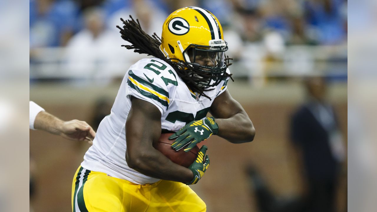 Ongoing saga of Seattle Seahawks running back Eddie Lacy's garage sale