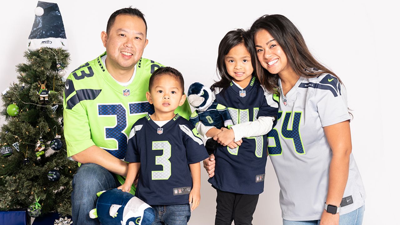 12 Holiday Gifts from the Pro Shop for the Seahawks Fan in Your Life