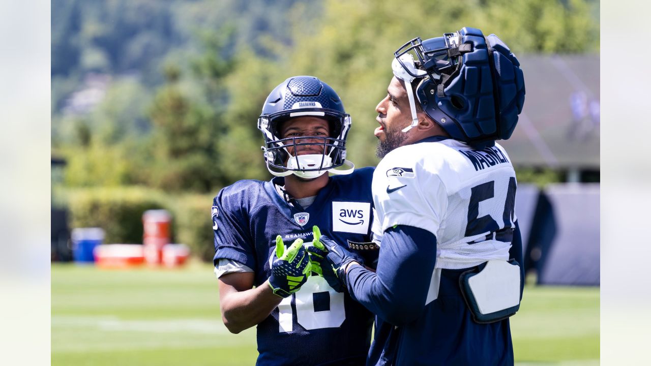 Seattle Seahawks wide receiver DK Metcalf (14) runs during the NFL football  team's training camp, Thursday, Aug. 3, 2023, in Renton, Wash. (AP  Photo/Lindsey Wasson Stock Photo - Alamy